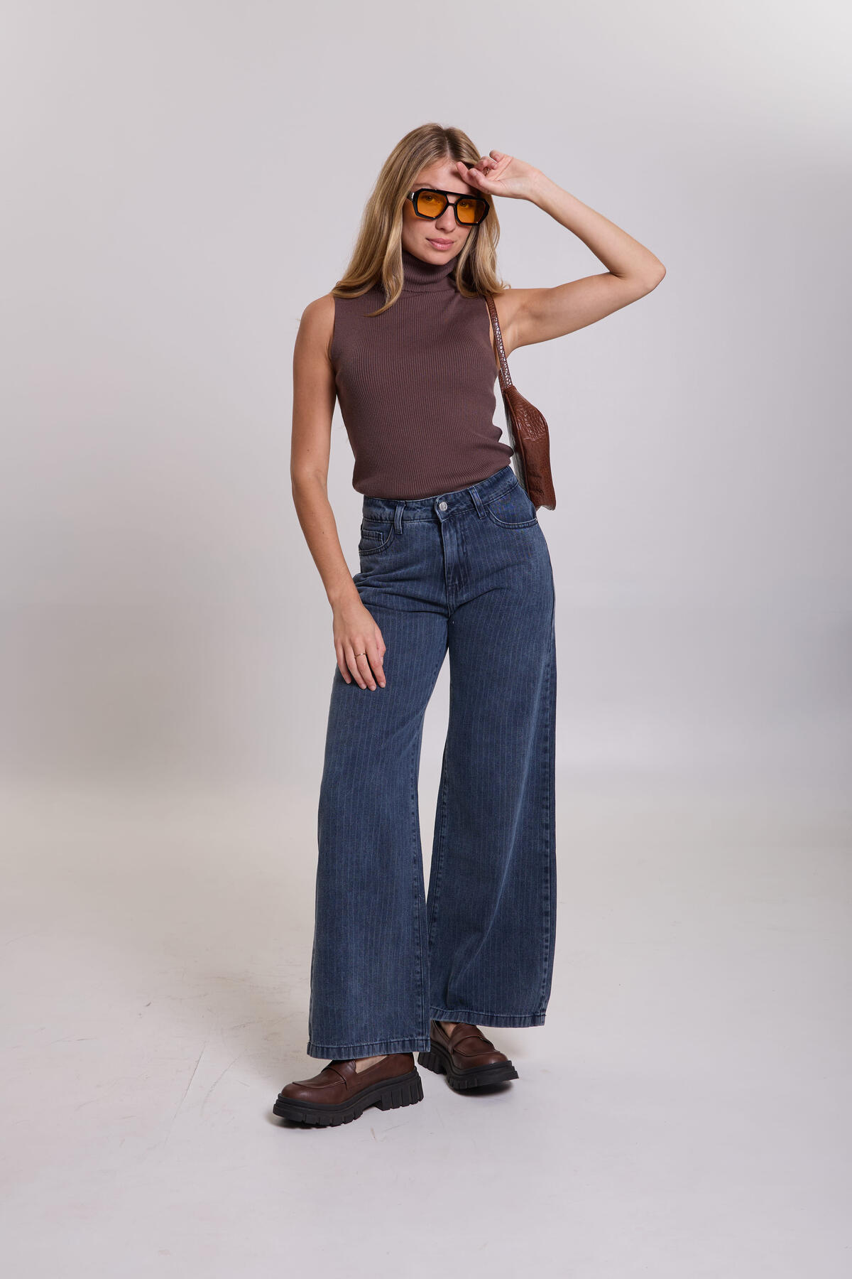 WIDE LEG