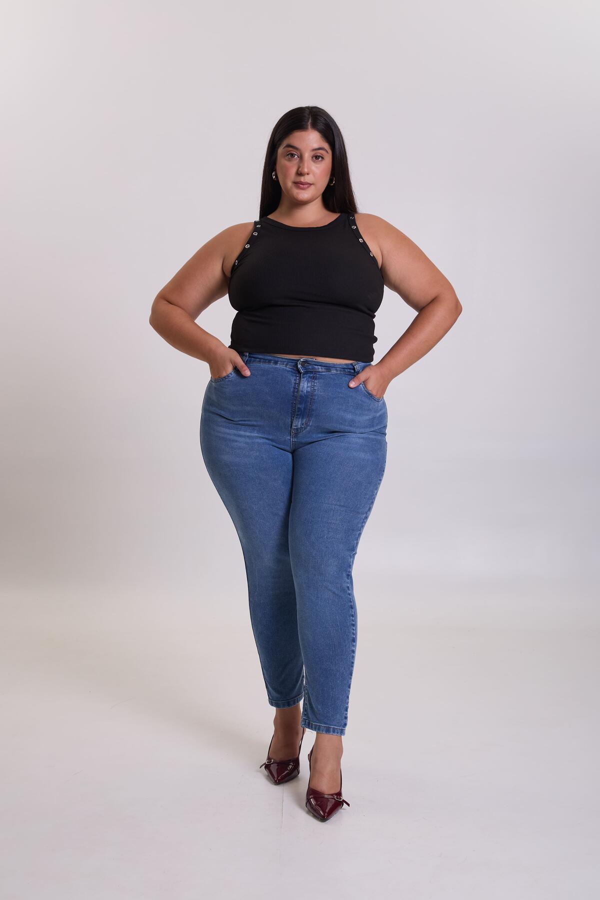 SKINNYCURVY