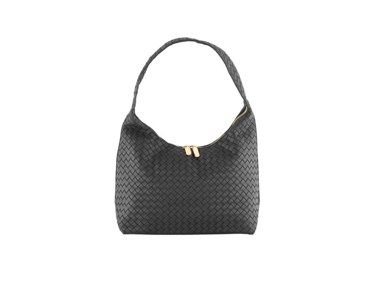 Cartera de hombro trenzada importada