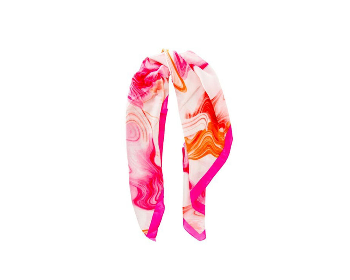 Pañuelo de seda estampado importado