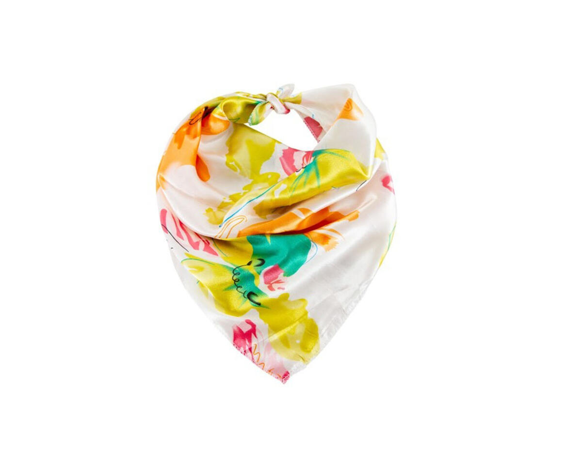 Pañuelo de seda estampado importado