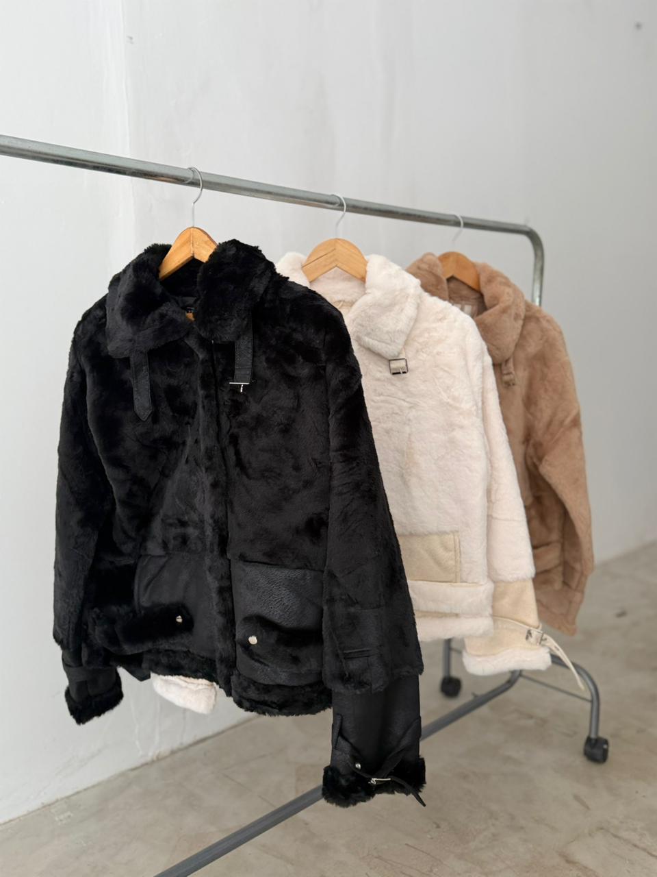 CAMPERA YD GAMULAN GAMUZA AFELPADA