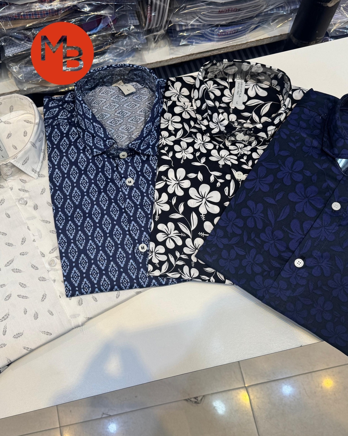 CAMISA ELASTIZADA ESTAMPADA