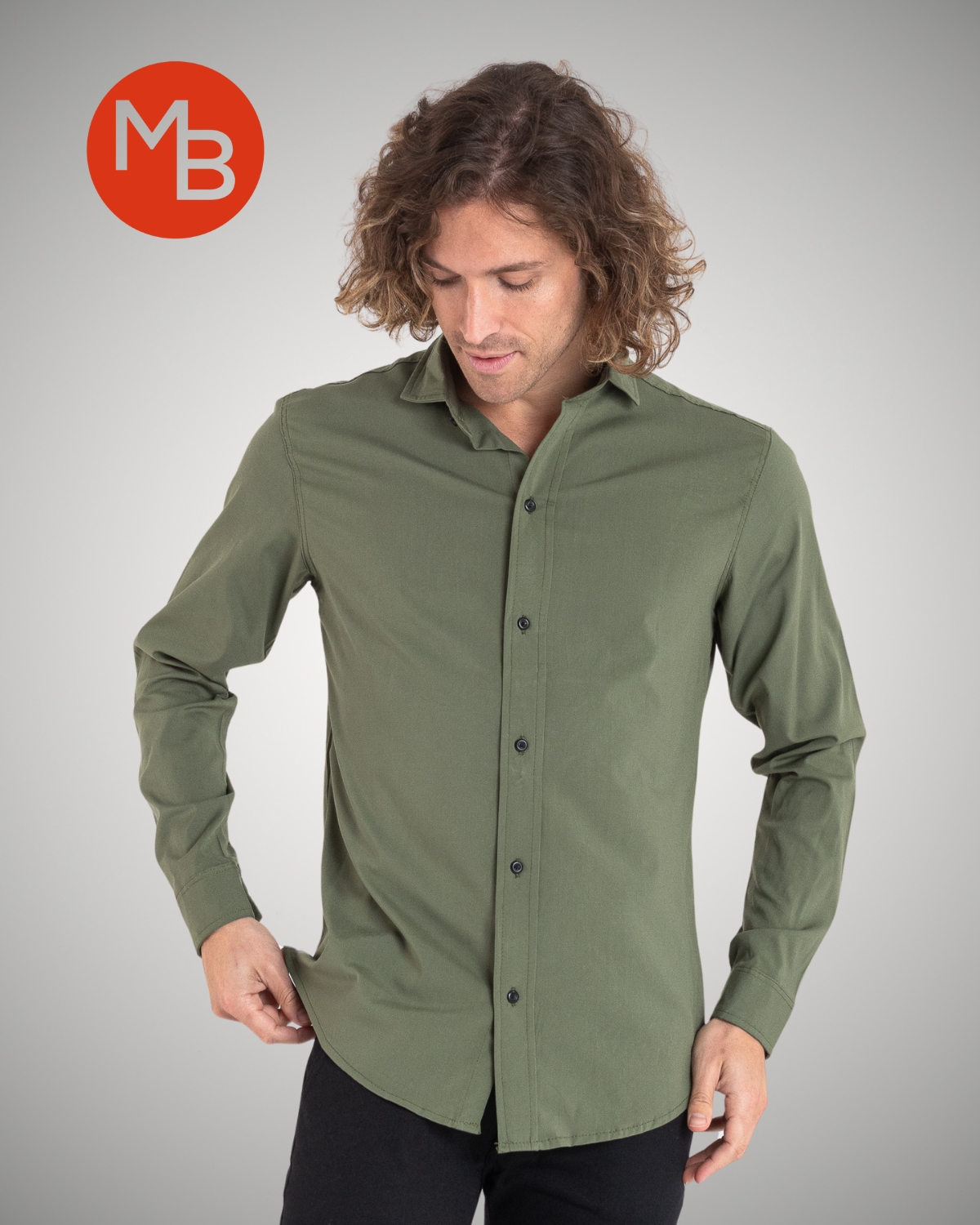 Camisa entallada elastizada lisa