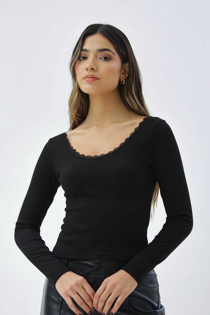 Remera Brisa con puntilla