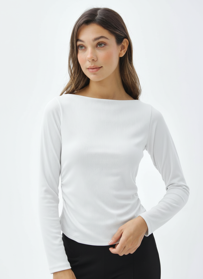 Remera Agna con frunce al costado