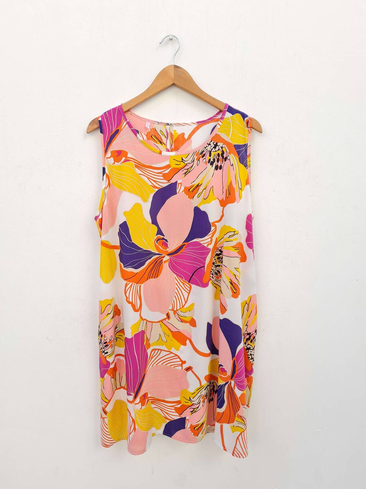Vestido estampado con lágrima y bolsillos