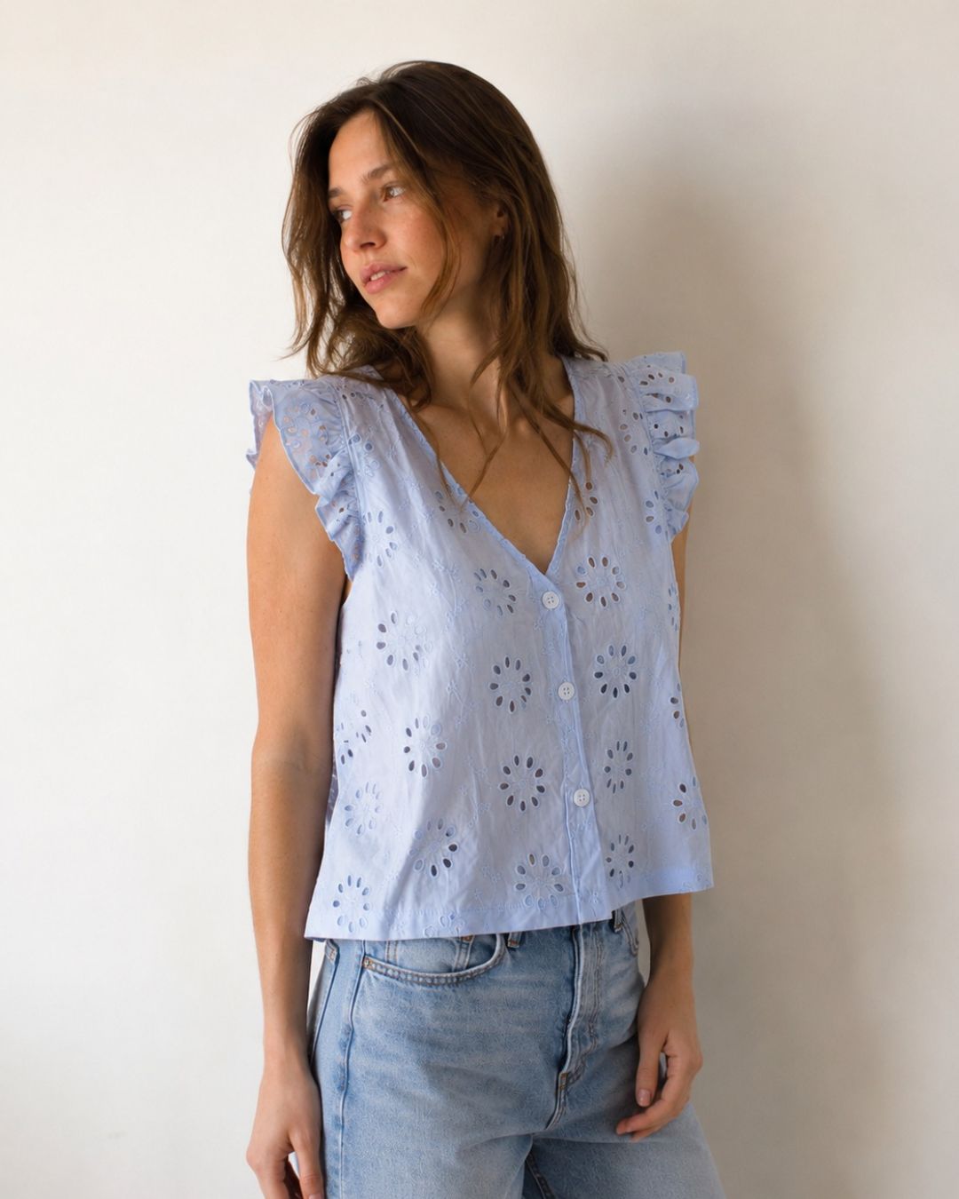 Blusa brodery rígido con botones