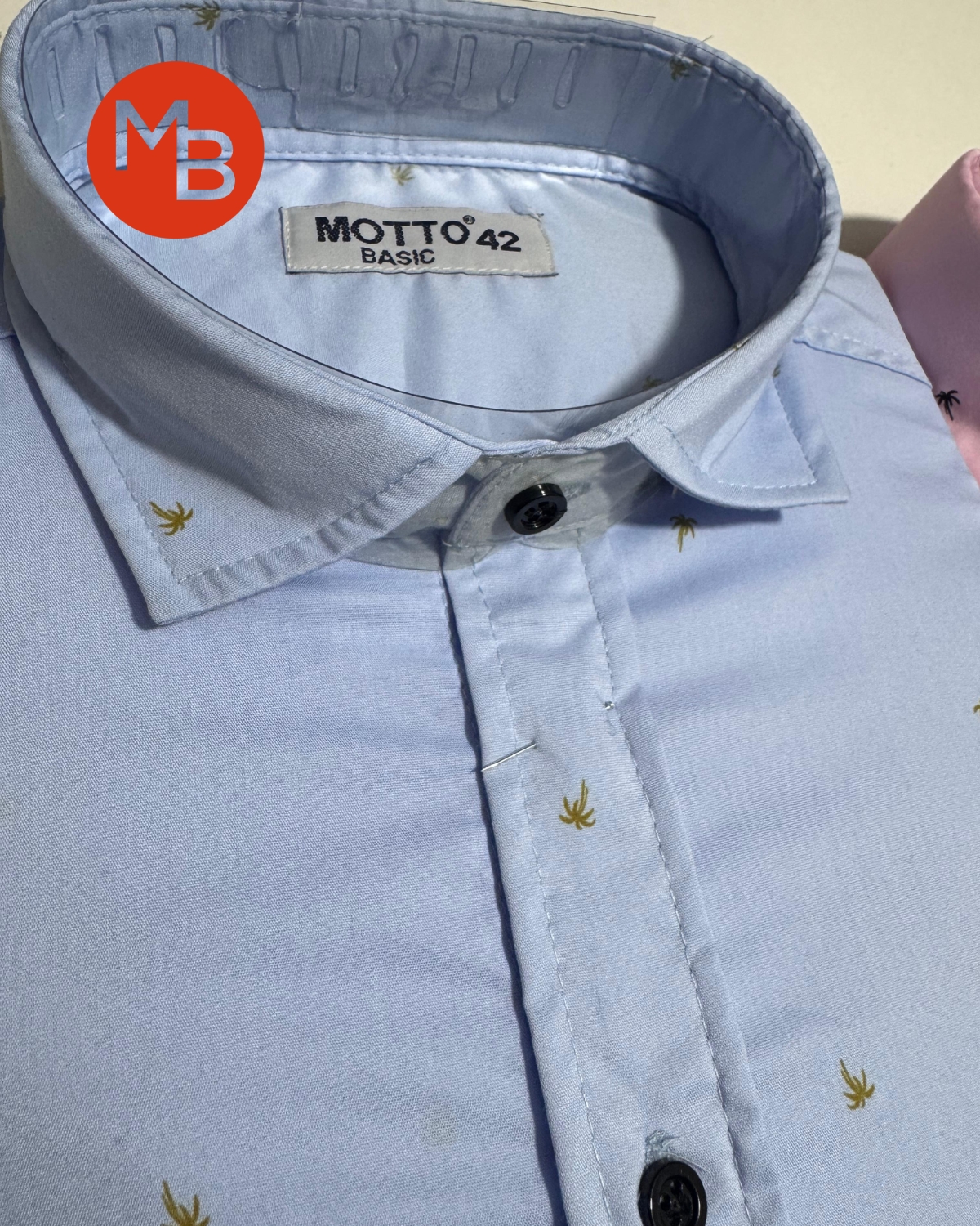 Camisa Entallada Elastizada Pintitas