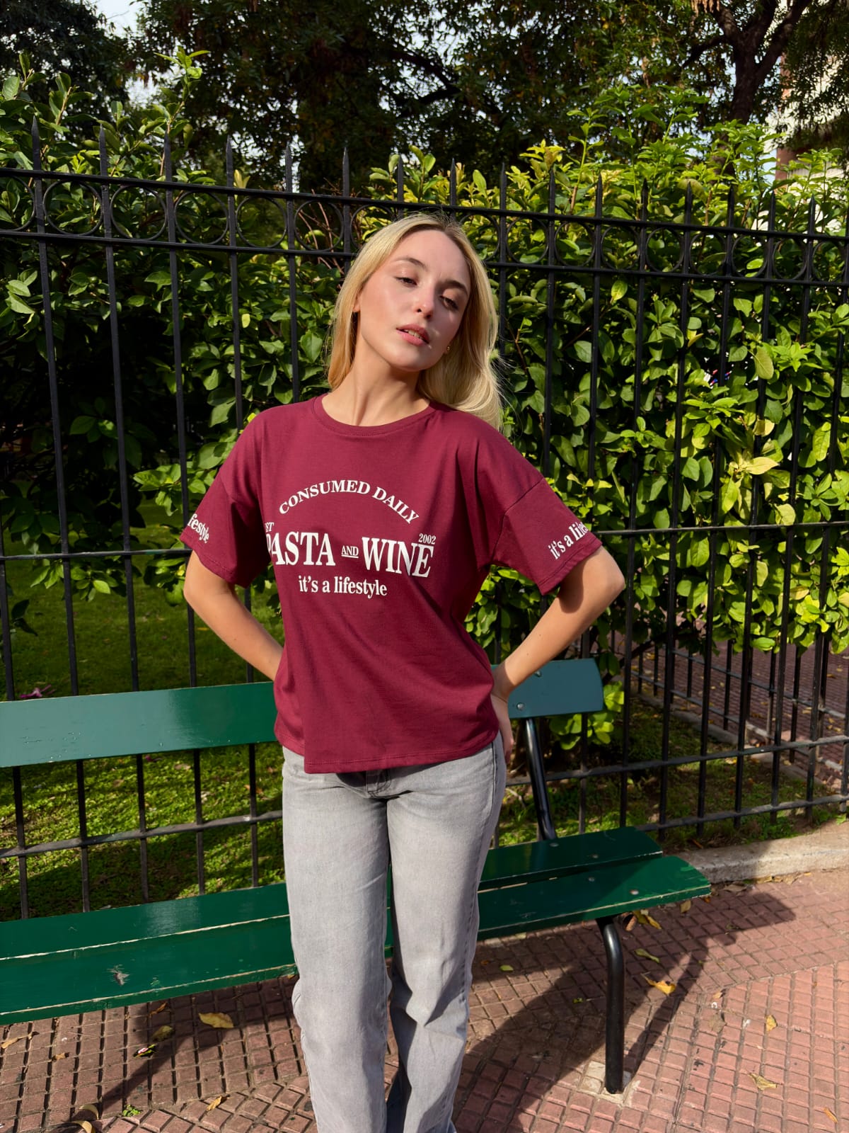 Pasta and wine remera clasica