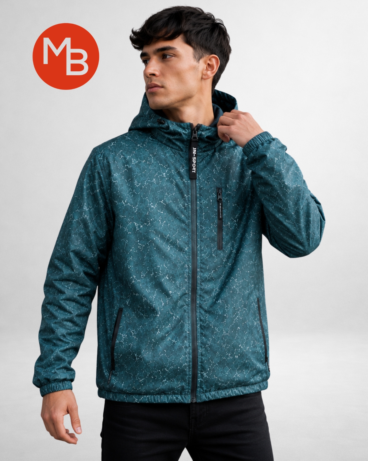 Campera rompeviento estampado