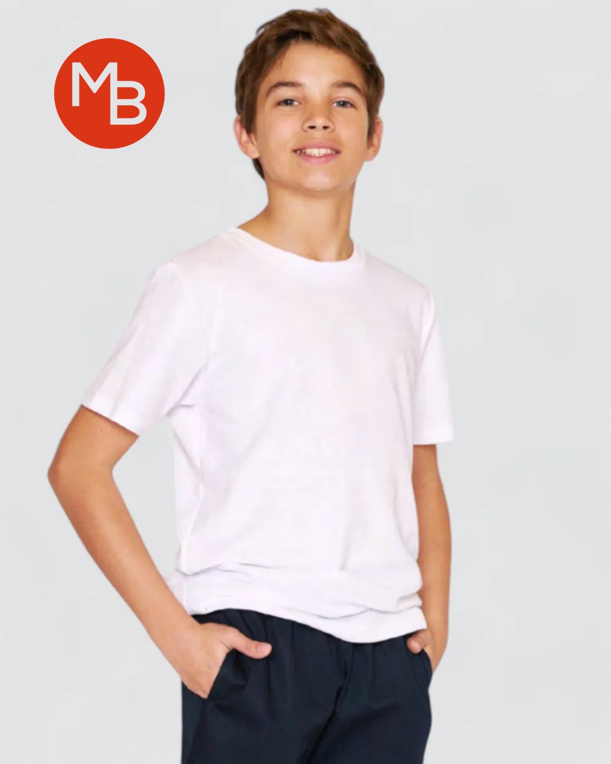 Remera escolar lisa juvenil