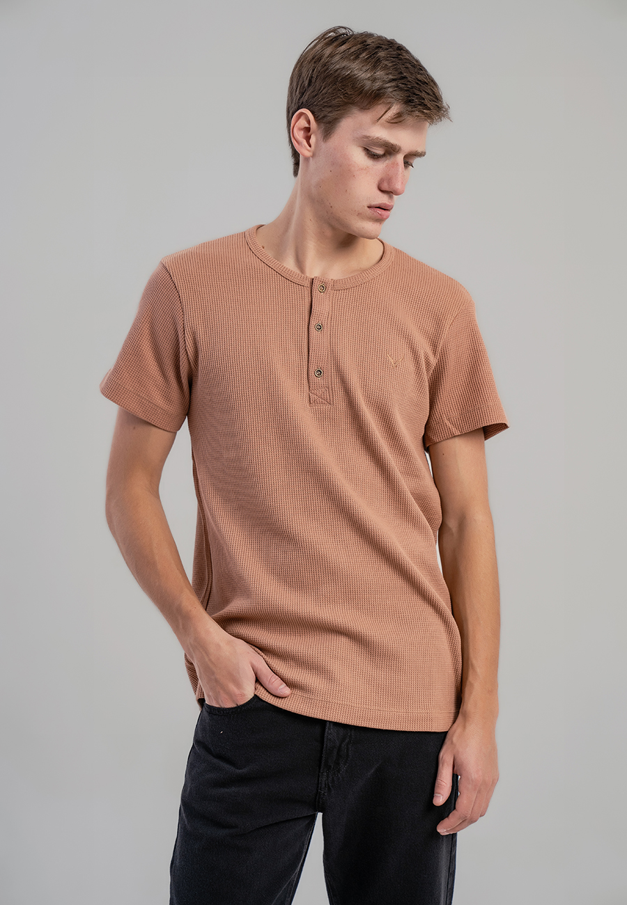 REMERA REGULAR WAFLE