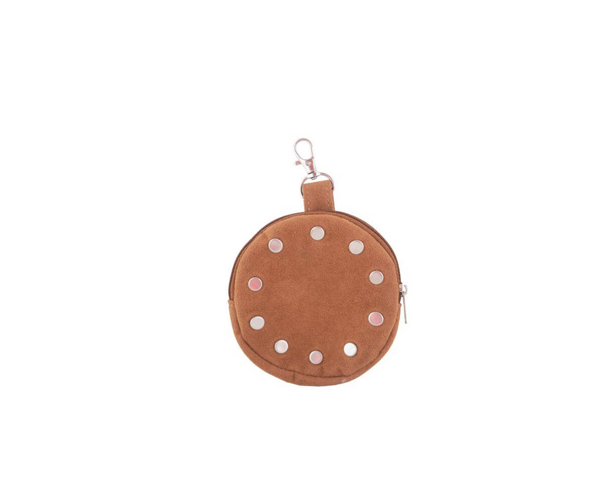 Monedero circular tachas