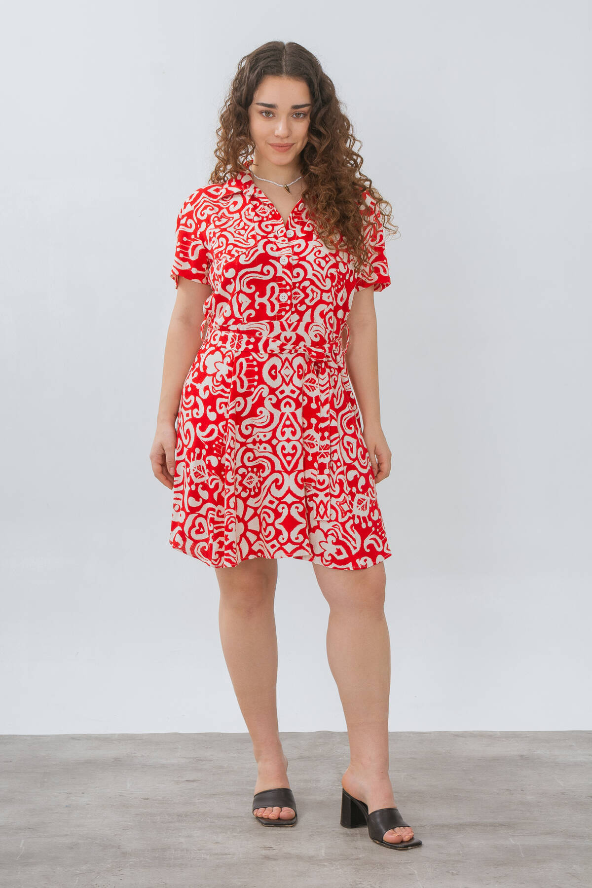 Vestido de lino estampado manga princesa con lazo y botones
