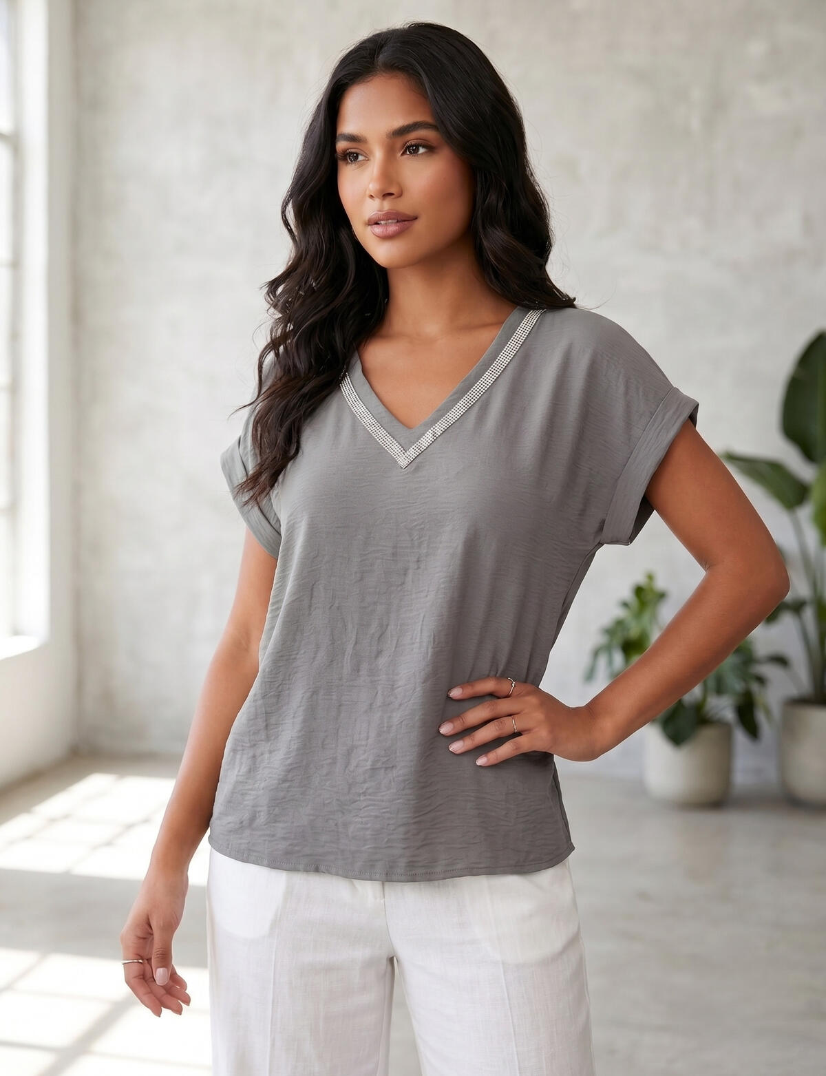 Blusa sedita V tira brillo