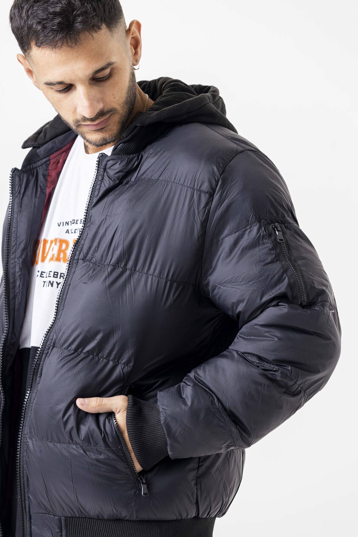 BOMBER BARIN