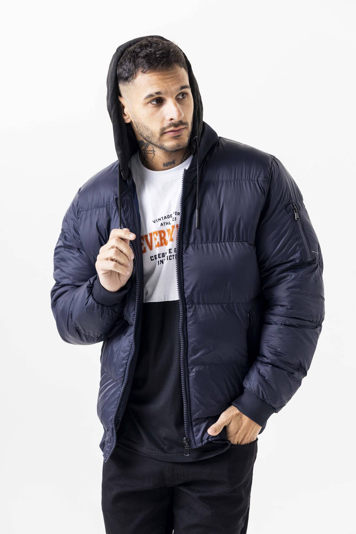 BOMBER BARIN