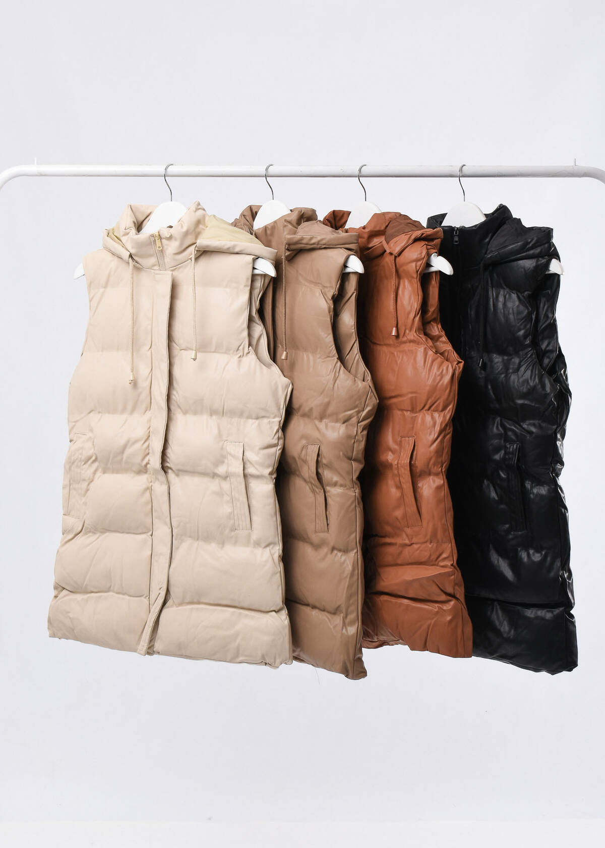 CHALECO PUFFER ENGOMADO LARGO