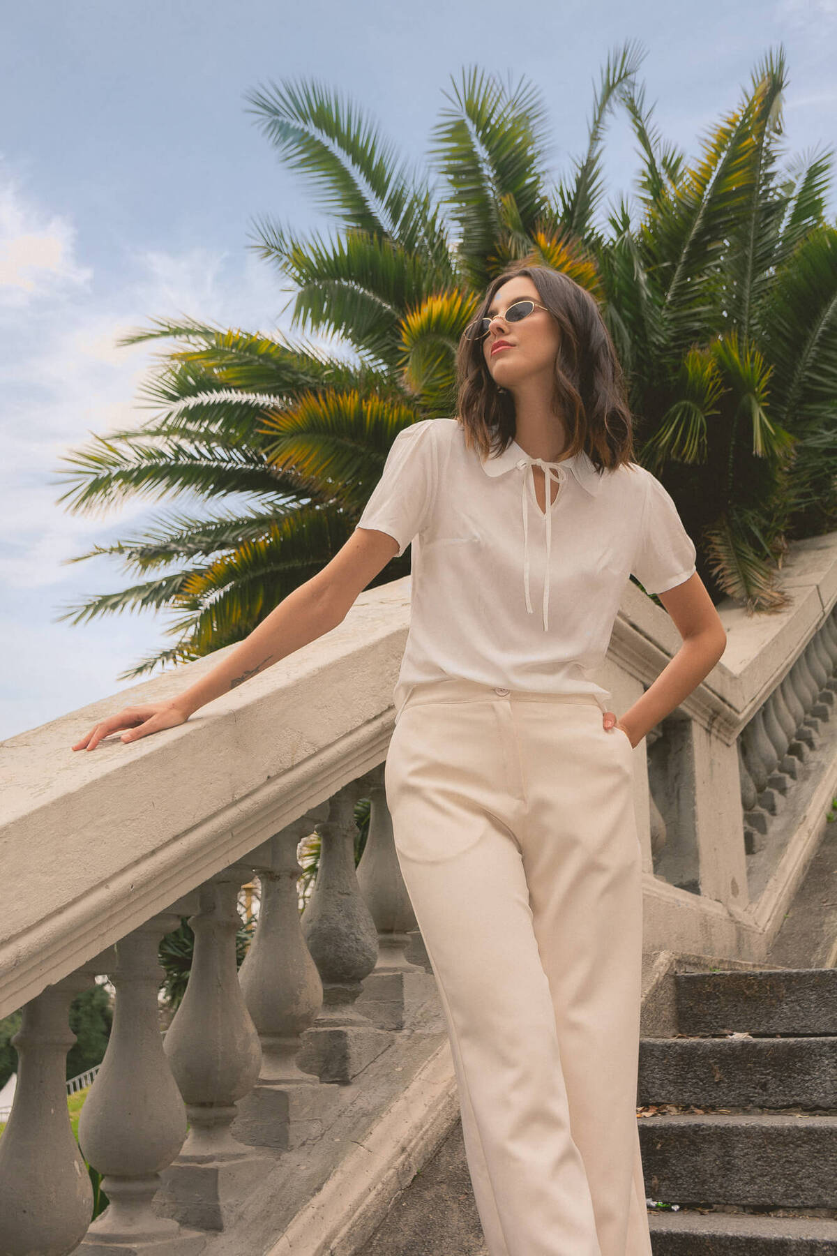 Blusa de poplin cuello bebé manga princesa con lágrima y tiras