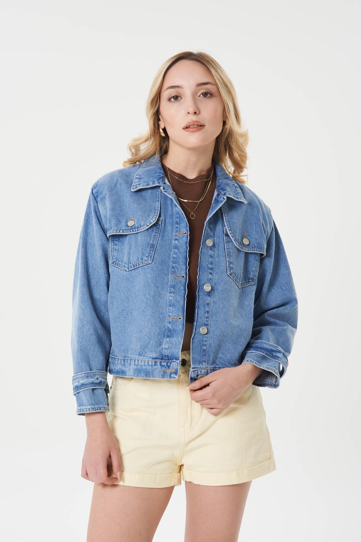 CAMPERA