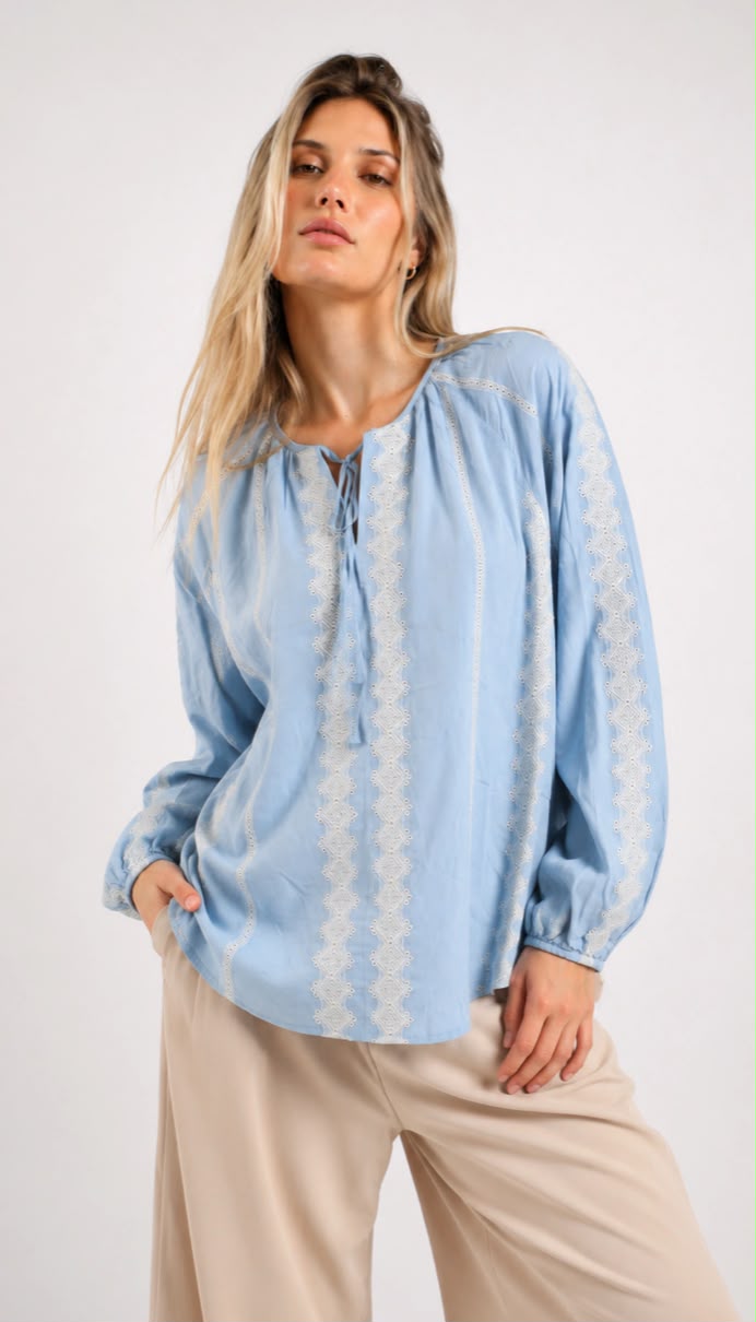 CAMISOLA BORDADA IMPORTADA