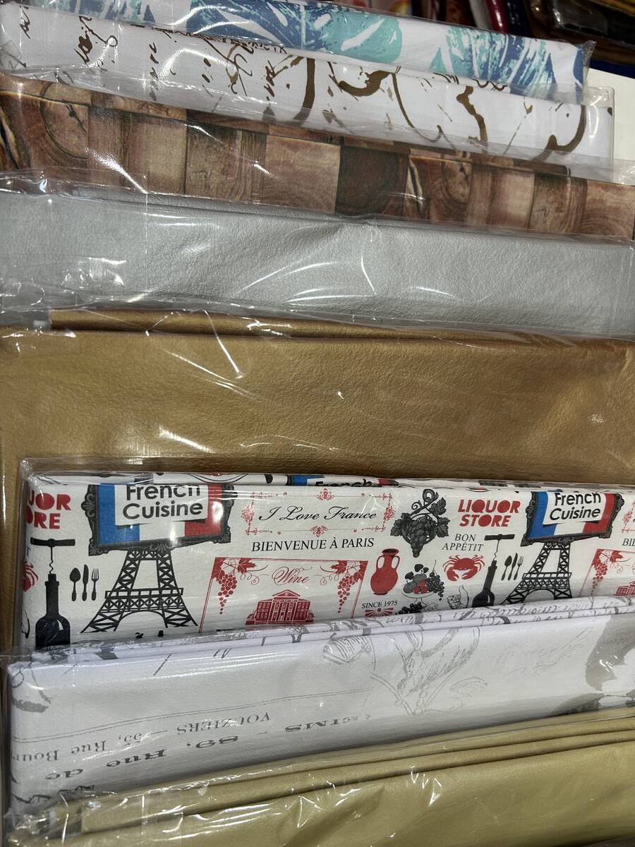 Mantel ecocuero con felpa Tamaño 2 mts largo
