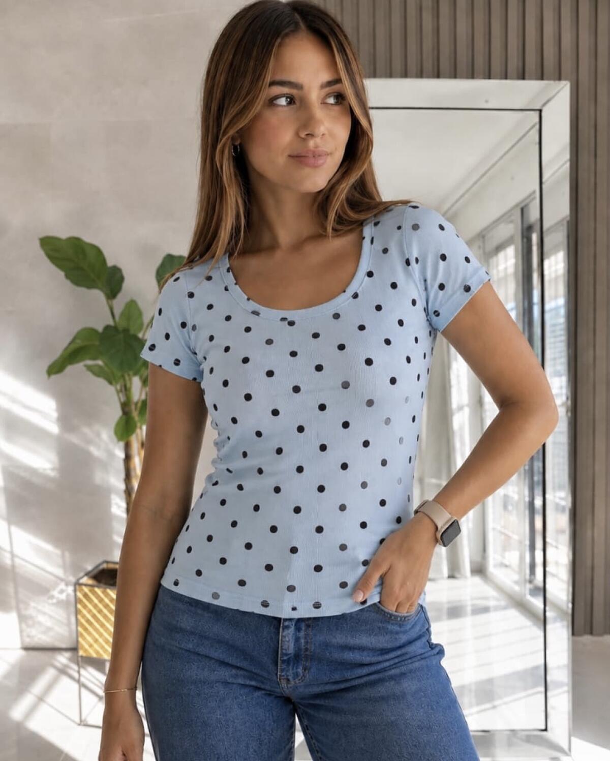 REMERA LUNARES MORLEY