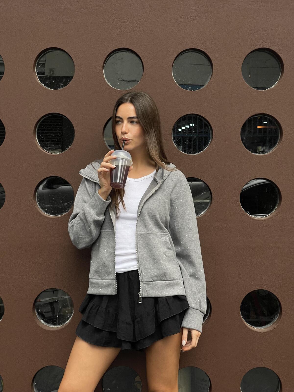Campera Brillos con Capucha y Bolsillos