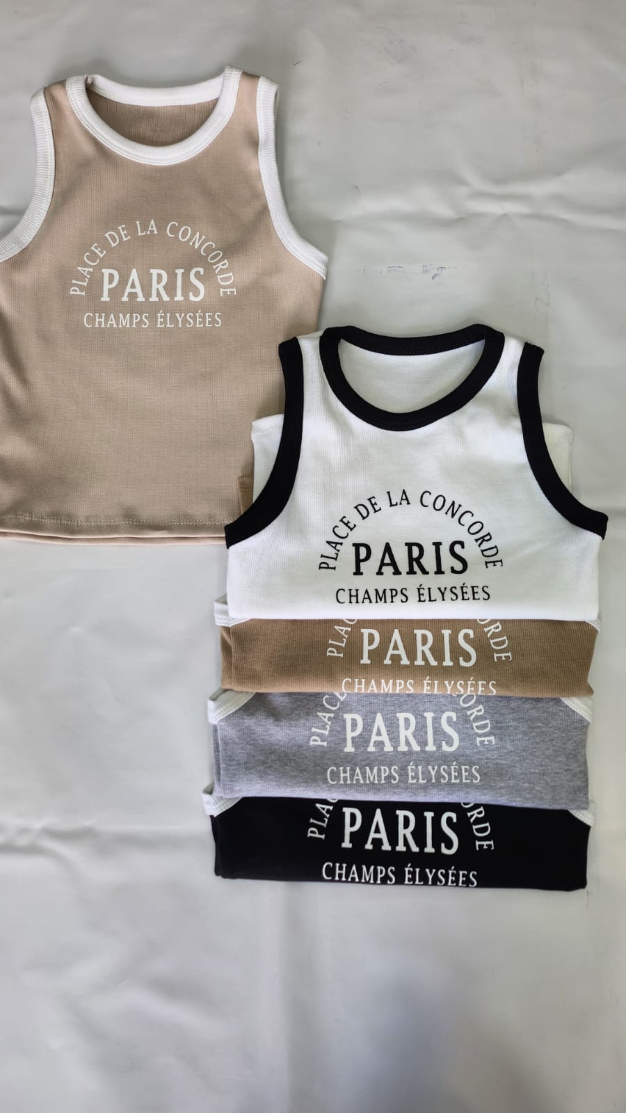 Musculosa Paris babe teens