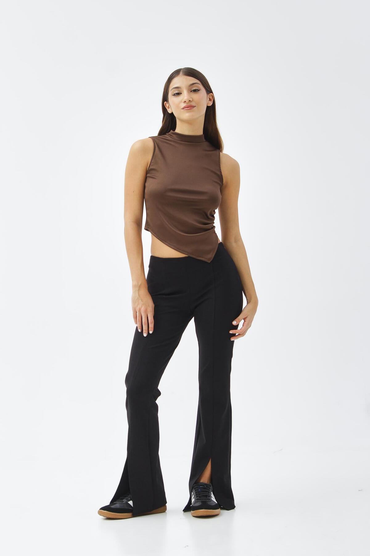 Musculosa media polera con pico