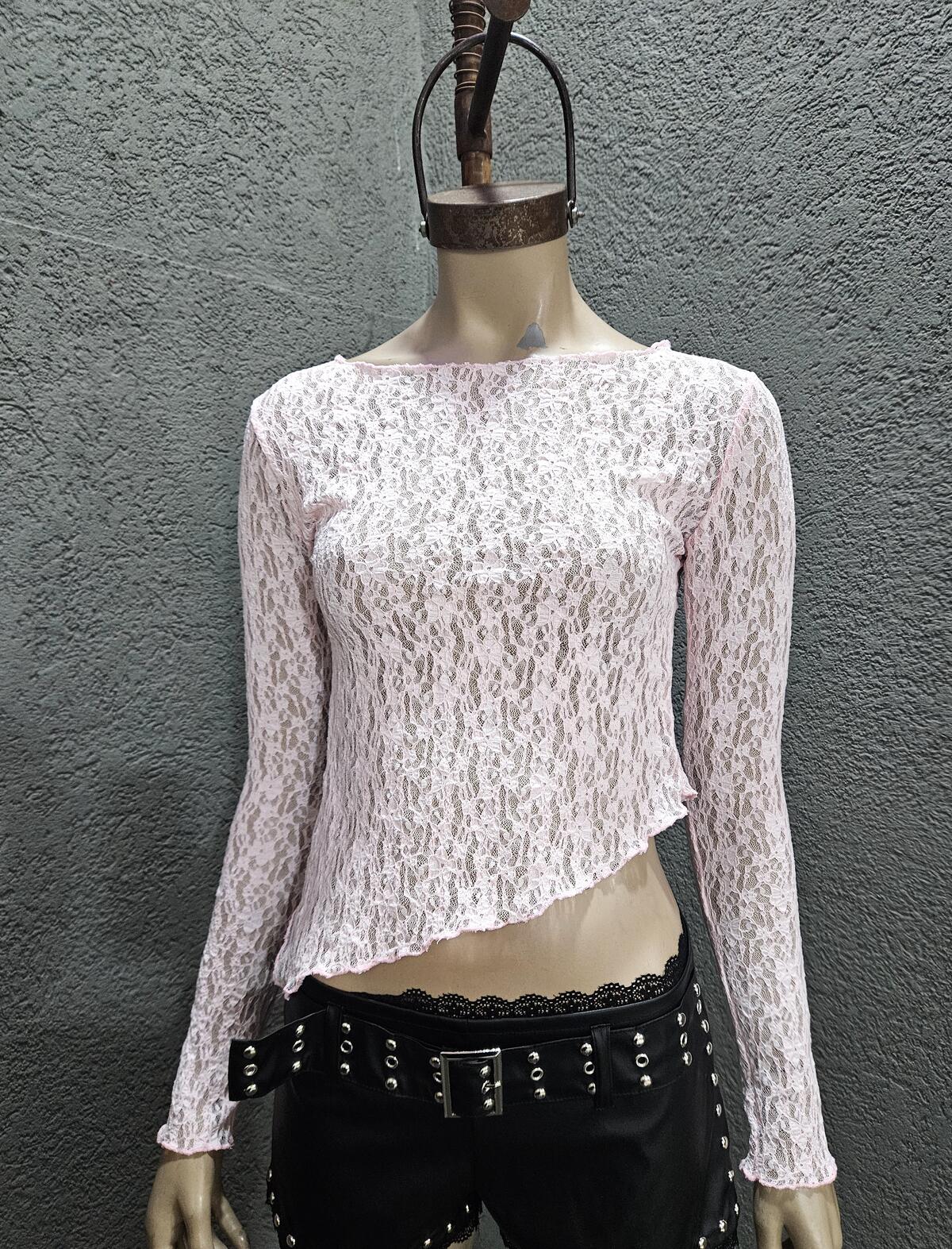 Remera encaje pico